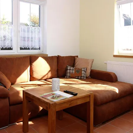 Neuendorfkrug, Luetow, Cleaning Included * Lutow